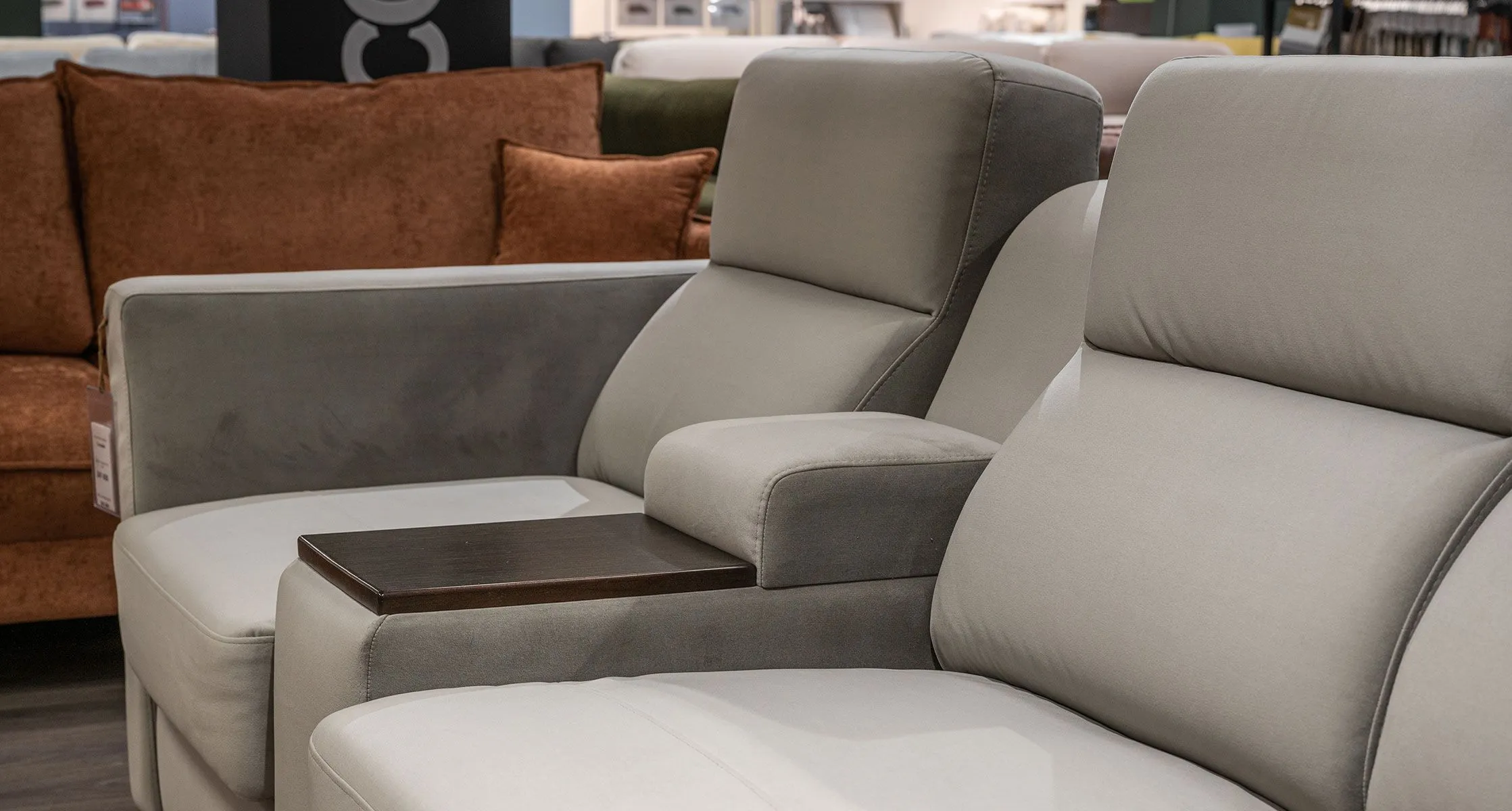Manhattan 6 Comfortnova Сильвио